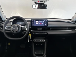 Fiat 600 1.2 Hybrid Urban | Apple-Android | Parkeersensor achter | Cruise control / 6