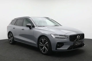 Volvo V60 B4 MHEV Ultimate Dark 197PK Pano l Harman l Leder l 360° | HUD | Winterpakket / 6