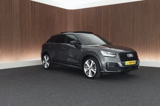 Audi Q2 35 TFSI 150pk S-Tronic S Edition Trekhaak Panoramadak ACC Stoelverwarming Keyless Virtual Cockpit 2x S-Line / 12