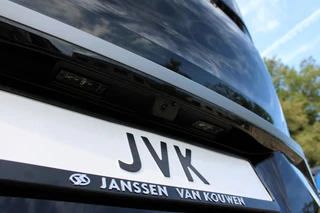 Peugeot e-3008 GT Avantage 210 73 kWh Panoramadak / 2+6 Jaar Garantie / 30
