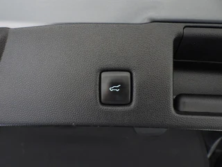 Ford Kuga 2.5 PHEV Plug-In Vignale LEER/MEMORY/B&O/HEAD-UP/LED/18"LMV! / 38