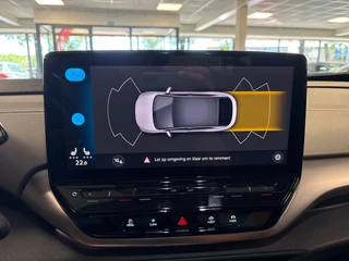 Volkswagen ID.5 Pro 77 kWh / Soh 95,2 / warmtepomp / trekhaak / head up / memory / carplay / 19