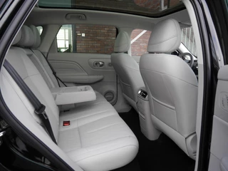 Leapmotor B10 Design ProMax 67.1 kWh | Licht interieur kleur | Navigatie | Rondom camera | 18inch Velgen | Elektrisch bedienbare achterklep | Panoramdak | Stoel verwarming en ventilatie | Stuurverwarming | Uit voorraad leverbaar / 16