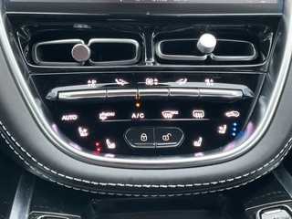 Aston Martin DBX 4.0 V8 360° Memory Stoelverw/koeling Sfeerverl Pano Lightning Silver / 11
