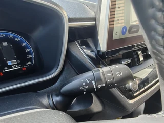 Toyota Corolla Cross 2.0 High Power Hybrid First Edition BLIND-SPOT EL-ACHTERKLEP LM-VELGEN KEYLESS PARK-SENSOREN STOELVERW DRAADLOOS-LADEN AD-CRUISE BLUETOOTH / 28