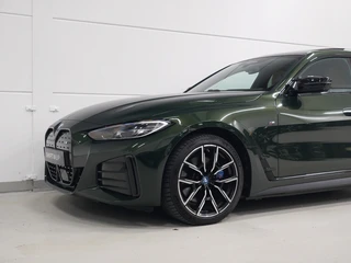 BMW i4 M50 84 kWh Schuifdak | Harman Kardon | CoPilot / 32