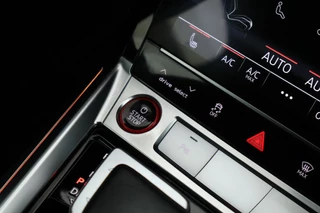 Audi e-tron Sportback S quattro 503pk 95 kWh SOH 93% Panoramadak Trekhaak Leder Matrix LED B&O Memory Keyless Navigatie / 47