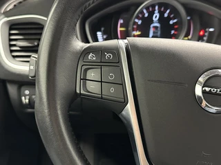 Volvo V40 Cross Country 1.5 T3 Polar+ Luxury LEER PANO NAVI TREKHAAK ECC CRUISE LM. / 26