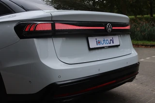 Volkswagen ID.7 Pro Business 77 kWh Leder/IQ.Light/360/Head-up/Discover Pro Max/Keyless/20"/Trekhaak wegkl. / 40