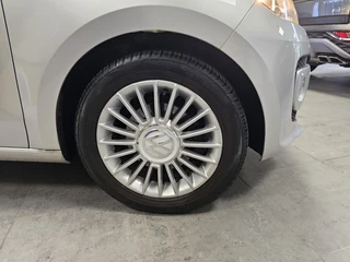 Volkswagen up! 1.0 high up ! BlueM. | Geen import | Cruise control | High Up / 7