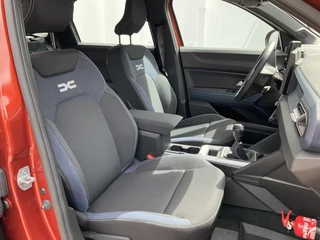 Dacia Bigster 1.2 Mild Hybrid 140 Journey Sleep Pack 360° Trekhaak Carplay / 31