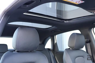 Mercedes B-klasse 200 Luxury Line / Panoramadak / Stuurwielverwarming / Stoelverwarming / 37