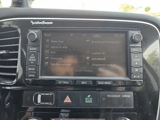 Mitsubishi Outlander 2.0 Instyle AUTOMAAT AIRCO NAVI CAMERA TEL / 35