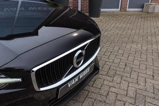 Volvo V60 2.0 B4 Inscription | NL auto | 2e eigenaar | BTW auto | Stuurverwarming | Leer | Cruise control | DAB | Camera | LED | Navigatie | Bluetooth | PDC / 51
