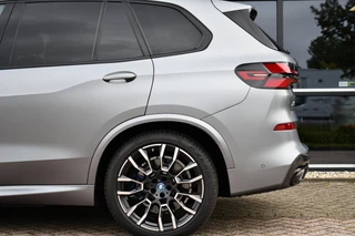 BMW X5 xDrive50e M-Sport  Frozen-grey Pano Trekh Massage ACC 360 HUD 4WS Soft-close H/K / 54