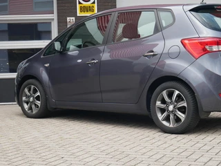 Hyundai ix20 1.6i Premium Camera| Cruise| Navi+BT / 22