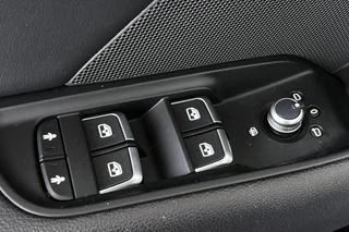 Audi A3 Sportback 30 TFSI Advance Sport S-Line Trekhaak Stoelverwarming Navi Virtual / 29