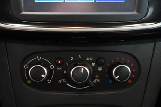 Dacia Sandero Stepway 0.9 TCe SL  Automaat Achteruitrijcamera ALL Season Banden / 13