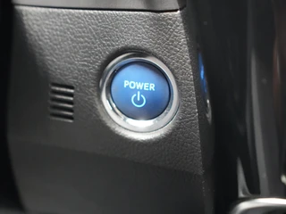 Toyota Auris 1.8 Hybrid Aspiration / 11