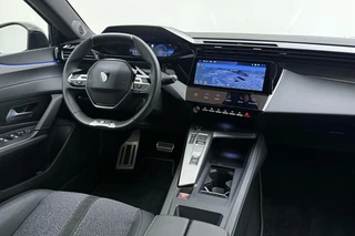 Peugeot 408 1.2 Hybrid 145 e-DCS6 GT | Adaptive Cruise Control | Matrix LED | Handsfree achterklep | Verwarmd stuurwiel | Camera | Apple Carplay & Android Auto | Navigatie | Keyless Entry & Start / 31