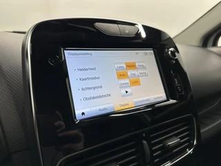 Renault Clio Estate 0.9 TCe Limited CRUISE NAVI CARPLAY. / 31