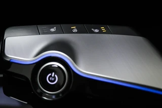 Kia EV6 Plus 77.4 kWh | SOH 99% | ACHTERBANKVERWARMING | DAB | APPLE | CAMERA | 19" / 8