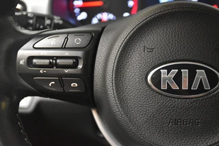 Kia Stonic 1.0 T-GDi 100pk DynamicPlusLine / 18