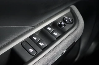 Opel Frontera 1.2 Turbo Hybrid GS / Nieuw te bestellen / 17