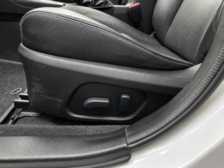 Subaru XV 2.0i Premium AWD 150 pk AUT  | dealer onderhouden | navigatie | leer | schuif-/kanteldak | cruise control | camera / 15