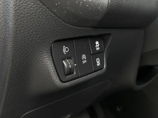 Kia Stonic 1.0 T-GDi MHEV ExecutiveLine | NU MET €1.000 inruilpremie! | Dodehoekassistentie | Stoel/stuurverwarming | Apple Carplay / 28