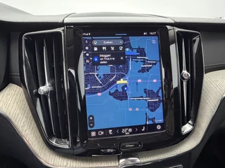 Volvo XC60 2.0 B5 Inscription 264PK | Wegklapbare Trekhaak | Leer | Camera | Stoel/Stuurverwarming / 19