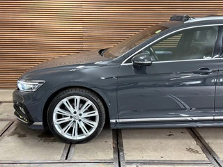 Volkswagen Passat Variant 2.0 TSI R-line Executive Business | VOL! | PANO | IQ.LIGHT | Dynaudio| Virtual | Leder | HuD | Trekhaak / 43