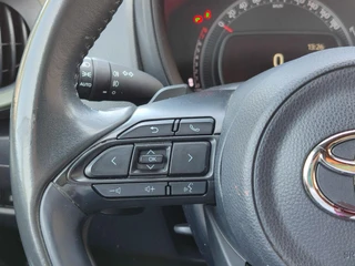 Toyota Aygo X LIMITED AUTOMAAT CABRIO NL-AUTO 18"LM-VELGEN PRIVACY-GLASS JBL-AUDIO HALF-LEDER STOELVERW. / 17