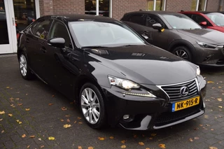 Lexus IS 300H HYBRID Business Line DEALER ONDERHOUDEN / 6