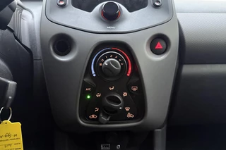 Peugeot 108 1.0 e-VTi Active 72 PK | BTW auto | Airco | Electrische Ramen Voor | Zuinige Motor / 23