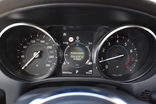 Jaguar F-PACE 2.0T AWD PRESTIGE LEDER + STOEL VERW. / P.CAM / ALL SEASON / 21