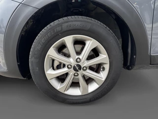 Kia Stonic 1.0T MHEV DynamicLine | Airco | Camera | Cruise Control | LM Velgen | Apple Carplay & Android Auto | / 8