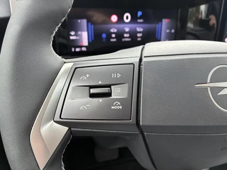 Opel Frontera 1.2 Turbo 145Pk Automaat Hybrid GS | DEMO | Climate control | Navigatie | Winterpakket | Camera | Parkpilot | Led | Private-Glas | Elektrisch Pakket | LM-Velgen / 25