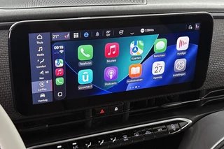 Fiat 500 3+1 La Prima 42 kWh Panoramadak Stoelverwarming Camera Apple CarPlay / 19