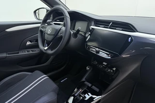 Opel Corsa Electric Long Range GS 51 kWh | Climate control | NIEUW | tot 429km WLTP | 100kW snelladen | Stoel- & stuurverwarming | Camera | Apple Carplay/Android Auto / 16