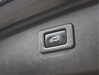 Subaru Outback 2.5i Premium  | Schuifdak | Trekhaak | Winterbandenset | H&K / 73