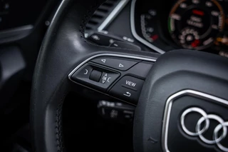 Audi Q5 50 TFSI e Quattro Pro Line | Luchtvering | Matrix LED | Inparkeersysteem | Drive select | Trekhaak | Navigatie | SoH 94% | / 49