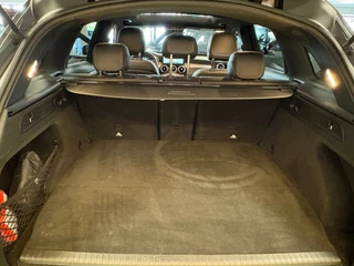 Mercedes-Benz GLC-klasse 300e 4MATIC Premium Plus / trekhaak / sfeer verlichting / panorama-dak / virtual / 20