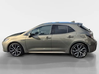 Toyota Corolla 2.0 Hybrid Executive / 6