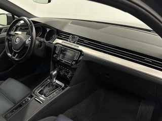 Volkswagen Passat 1.4 TSI GTE Connected TREKHAAK-NAVI-DAB-STOELVERWARMING / 16
