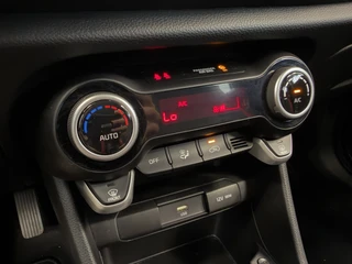 Kia Picanto 1.0 DPi GT-Line  Navigatie CruiseControl Leder / 16