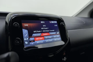 Peugeot 108 1.0 e-VTi Allure | Apple carplay/Android auto | Navigatie via APP. | Airco | Lichtmetalen velgen 15'' | / 22