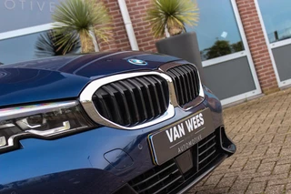 BMW 3-serie Touring 320e High Executive Sport Line | 1e eigenaar | NL auto | Driving Assistant | HiFi audio | LED | 18 inch | Stoelverwarming | DAB | Carplay | Navigatie | PDC / 47