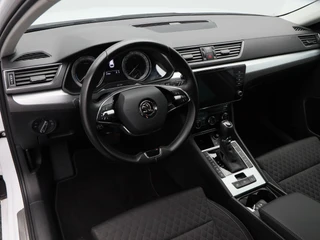 Škoda Superb Combi 1.4 TSi 218 Pk iV Business Edition Plus / 5