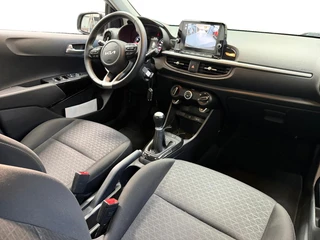 Kia Picanto 1.0 DPi DynamicLine RESTERENDE FABRIEKSGARANTIE T/M 2033 | Apple Carplay / Android Auto | Lichtsensor | Cruise Control | Camera Achter | 14"Lichtmetalen Velgen | Airconditioning / 26